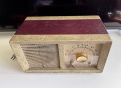 Vintage Newcomb Radio Model B-100 A From Late 1940s Made In USA Tested, Works