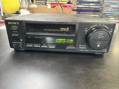 Vintage SONY EV-C40 8MM VIDEO 8 PLAYER RECORDER – POWERS ON UNTESTED