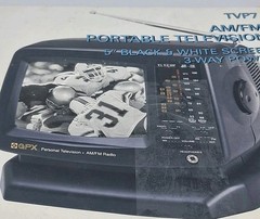 Vintage GPX Portable TV Television AM/FM Radio 5&Prime; Black White Screen TVP7 READ