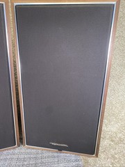 Realistic Nova-15 Cat. No 40-4034 Speakers Pair Walnut Tested