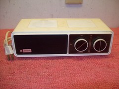 Rare! Vintage Emerson AM Desktop Radio Model TA-81, White, Taiwan, Free ship!