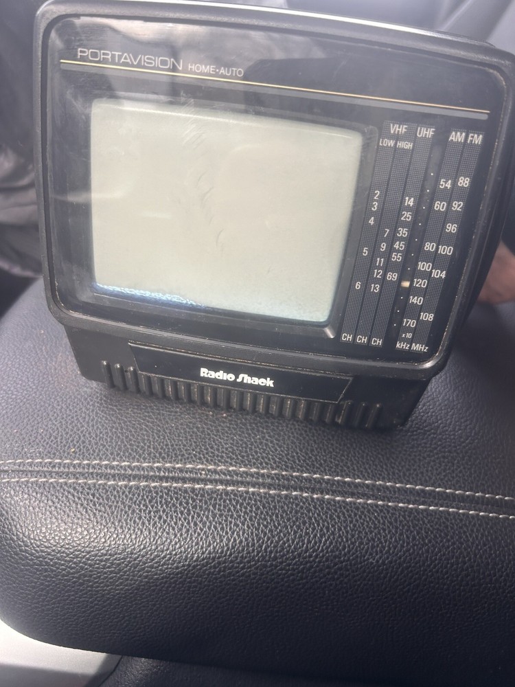 Vintage Radioshack Portavision 5” TV Radio Fm/am 16-126 w Car Adapter 1994 VIDEO
