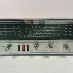 Midland International 11-500 Vintage 5-Band AM/FM/SW Radio Turns On And Working