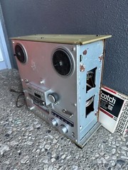 ꙮ Akai GX-625 Stereo Reel to Reel Tape Recorder For Parts or Service POWERS ON