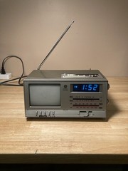 1986 General Electric 7-7225A clock radio tv Tested And Working Good Condition