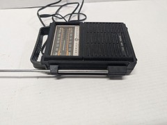 General Electric Portable AM FM Radio Model 7-2800A Black AC Battery Telescopic