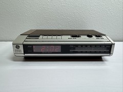 Vintage GE 7-4634A Electronic Digital AM/FM Alarm Clock Radio Wood Grain TESTED!