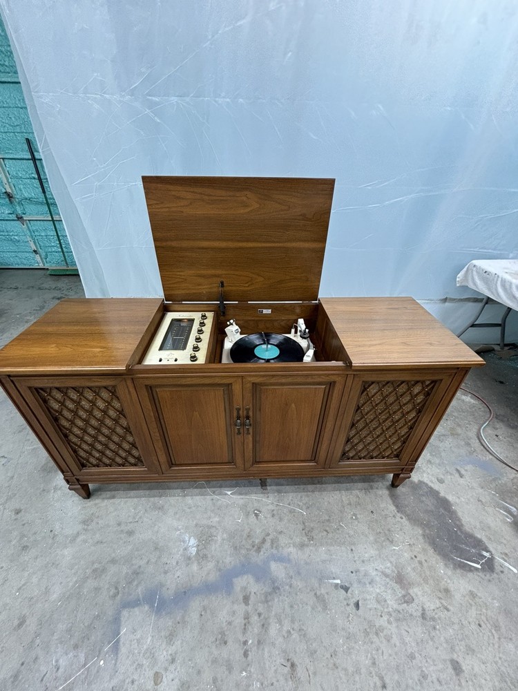 Mid-Century Fisher Stereo Radio Console w/Garrard Turntable
