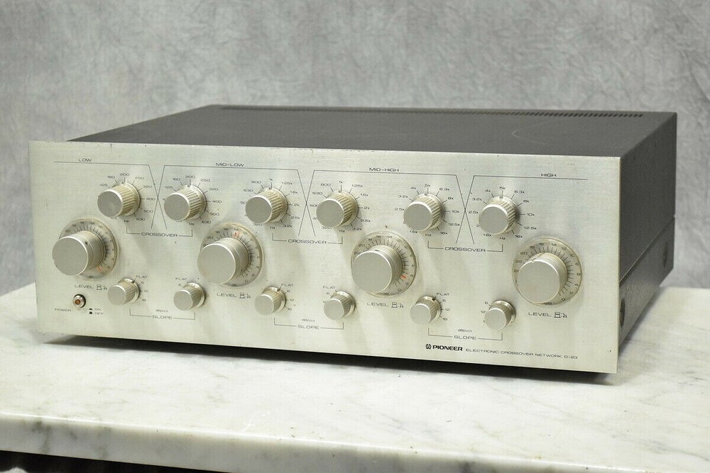 Pioneer D-23 Channel Divider Electronic Crossover Network 4 Way Tested F/S