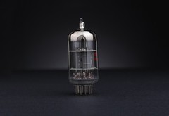 1 x ShuGuang 7025 Vacuum Tube Premium Electron