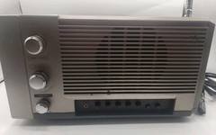 Vintage GE General Electric Spacemaker Portable TV AM/FM Radio 7-7650A READ