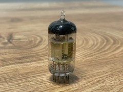 ONE TUNGSRAM ECC83 / 12AX7 SILVER PLATE DOUBLE TRIODES VACUUM AUDIO RADIO TUBE