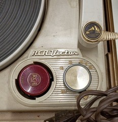 Vintage RCA Victor New Orthophonic High Fidelity Record Player Works