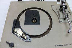 Guaranteed Satisfaction Working Pioneer PL-512 Turntable & Pioneer Dustcover