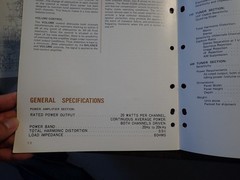 Vintage Marantz Model 2220B Stereo Receiver with Owner&rsquo;s Manual in Exc Condition