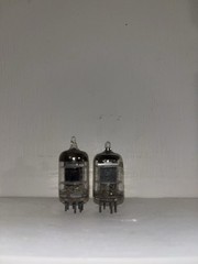 2 6AK5 (1 Motorola And 1 Tung-Sol) Tubes TV7 Tested Strong With Boxes