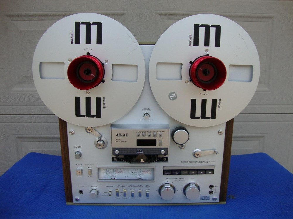 Super Nice AKAI GX-625 Reel to Reel Tape Deck + Tape + Take-Up Reel – Serviced