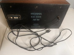 1960&rsquo;s SYLVANIA RM-300R AM/FM radio w/wood & metal case -Works & sounds good!