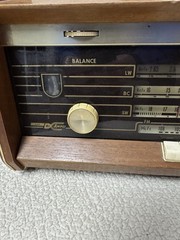 Vintage Table Top Stereo Philips B5X43A Made in Holland Lights Up 22&Prime; x 10&Prime;