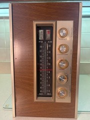 VINTAGE 1960&rsquo;s MAGNAVOX ASTRO SONIC AM FM RADIO TUNER TESTED POWERS UP CLEAN
