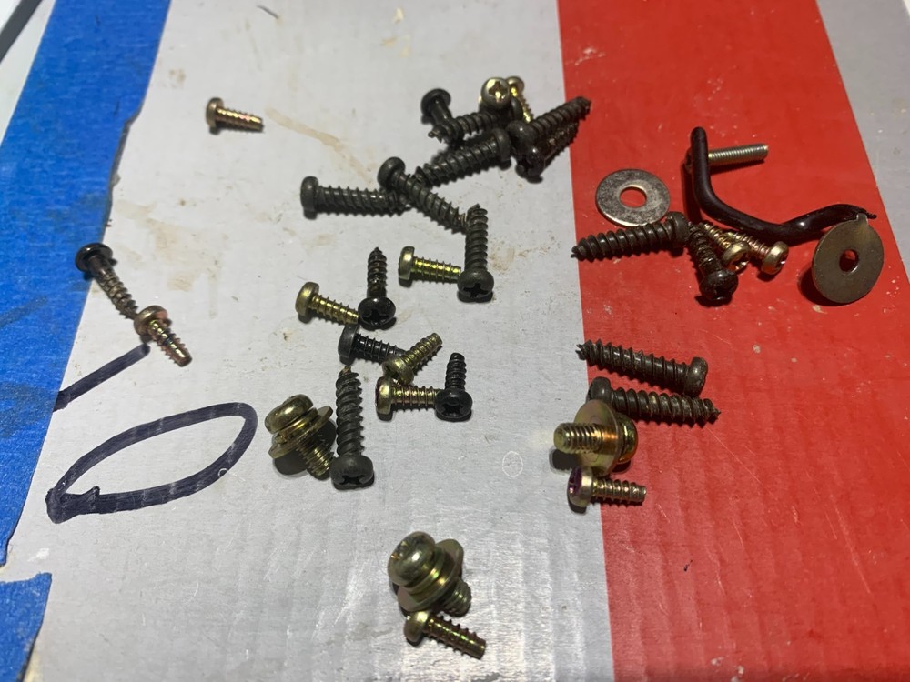 Pioneer PL-518 Stereo Turntable Parting Out Tear Down Screws