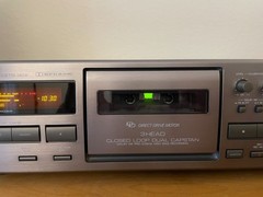 JVC TD V661 3-head Direct Drive Cassette Deck