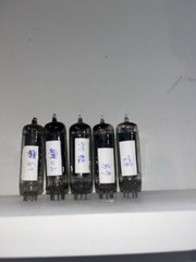 5 Unknown Brand Black Plate 50C5 Tubes TV7 Tested Good Non Matching See Photos