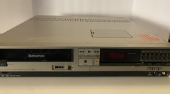 EATS TAPE Vintage Sony SL-2300 Betamax VCR Video Cassette Recorder Parts/Repair