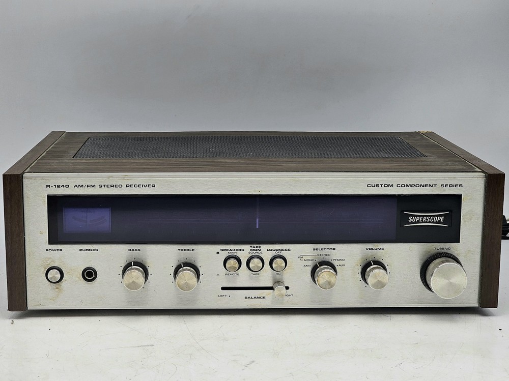 Marantz Superscope R-1240 AM FM Stereo working Note