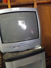 VTG 1980 Magnavox13A305-00AA 13 » CRT TV Retro Gaming Television Faux Wood Look
