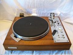 PIONEER XL-A700 PL-570 TURNTABLE