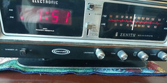 1970 Zenith Clock Radio Circle of Sound R472W AM/FM Solid State Works!