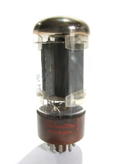 One 1961 CBS/Sil 6L6GB (5881,6L6G,6L6GA) tube – Hickok TV-7B tests @ 39, min:25
