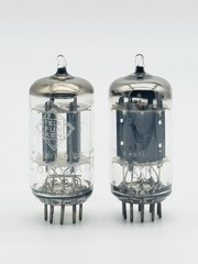 x2 Vintage PAIR Telefunken 12AU7 ECC82 Preamp Vacuum Tubes Diamond Bottom J6