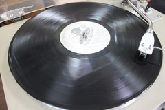 Guaranteed Satisfaction Working Pioneer PL-512 Turntable & Pioneer Dustcover
