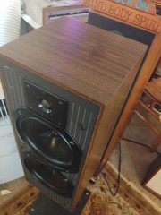 KEF C40 Vintage Speakers Walnut Finish Made In England Very Good Condition