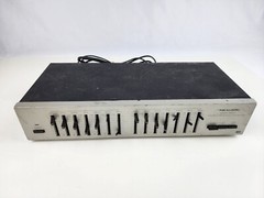 Vintage Realistic 31-1989 Seven 7 Band Graphic Equalizer EQ Untested powers on