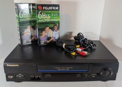 PANASONIC PV-V4611 VCR Plus Omnivision 4 Head Blue Line With Extra&rsquo;s
