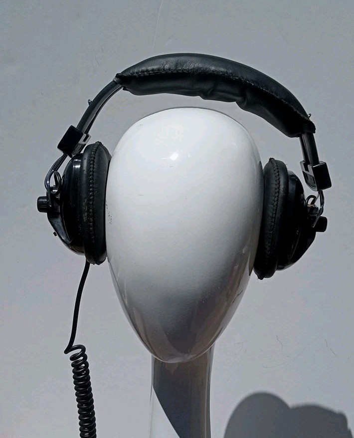 Labtec LT20 Vintage Stereo Headphones – Over Ear Professional TESTED Works