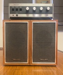 Vintage Realistic SA-101 Stereo Amplifier + Realistic Minimus 8 speakers