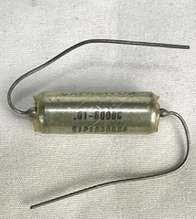 (1) – .01 uf 600v Vitamin Q PIO Sprague Capacitor (NOS Vintage)