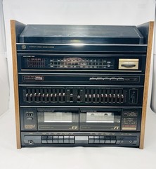 GE Compact Stereo System #11-1000 AM/FM Stereo 2 Cassette Phono Equalizer
