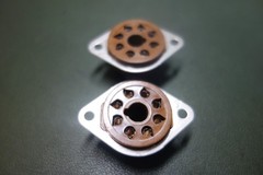 2 Ea Amphenol USA 1 1/2&Prime; 8 Pin Octal Sockets Brown