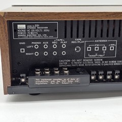 Vintage-Sansui 221 Stereo Receiver FM/AM