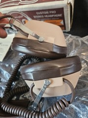 Vintage Realistic Custom Pro Stereo Headphones by Koss – Works – NEW Open Box