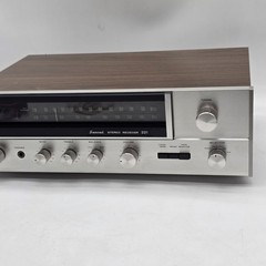 Vintage-Sansui 221 Stereo Receiver FM/AM