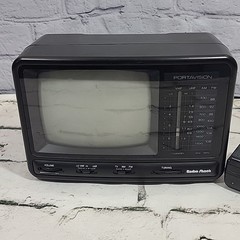 Memorex Radio Shack Portavision Portable 5&Prime; TV Television AM/FM Radio Battery