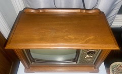 RCA Vintage 1960s Miniature Cabinet Television Model AM100L