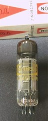 6BN6 TUBE RAYTHEON NIB TESTED & BOXED VINTAGE SURPLUS