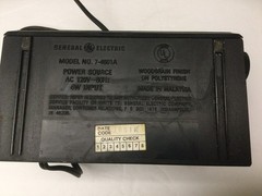 Vintage GE Electric- Battery ,AM FM Radio/ Alarm Model 7 4601A, Malaysia.